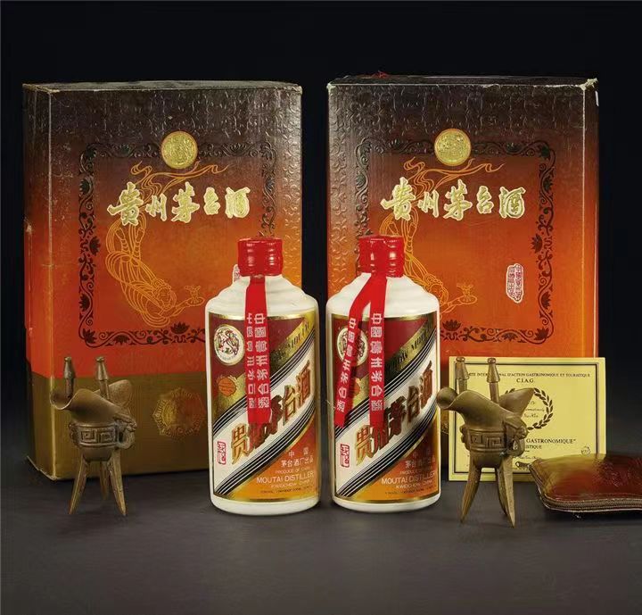 马尾礼盒茅台酒回收